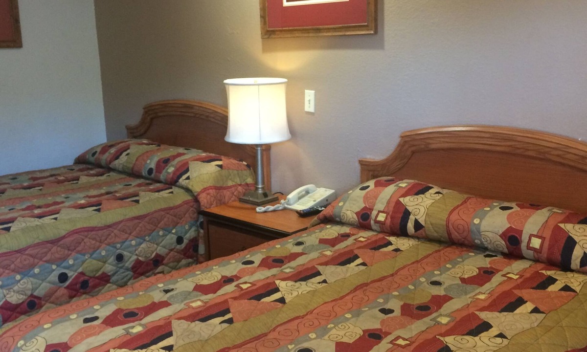 Oakland Hotel | Crown Lodge Motel Oakland