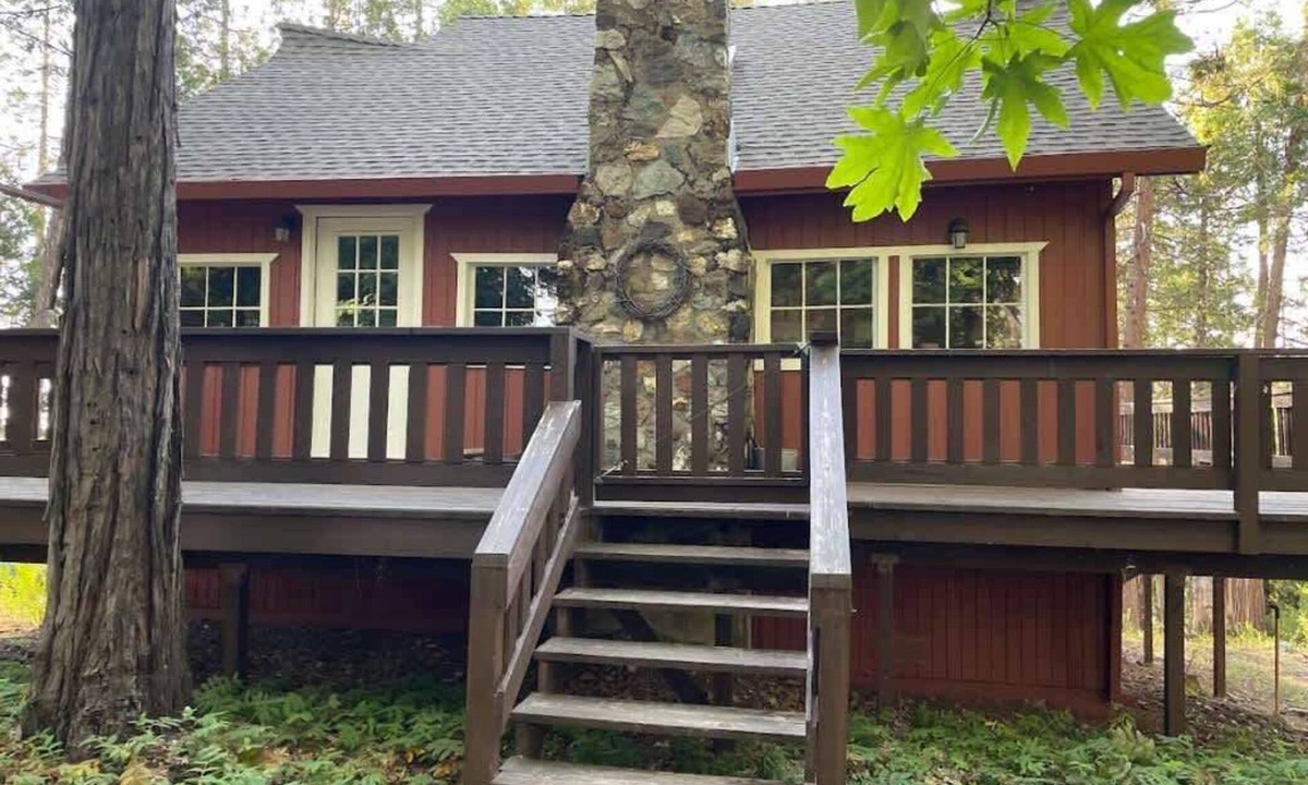 Twain Harte Cabin | Daisy’s Place | Cozy Twain Harte Cabin w/Twain Harte Lake Access