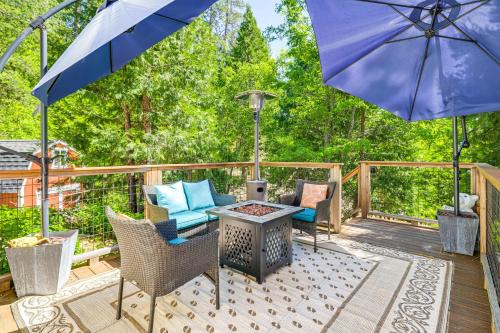 Twain Harte House | Deck & Grill: Forest Views Twain Harte Home