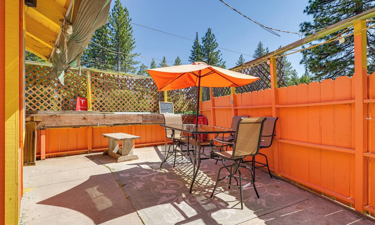 Cold Springs Cabin | Dodge Ridge Pinecrest Mountain Cabin: Near Hiking!
