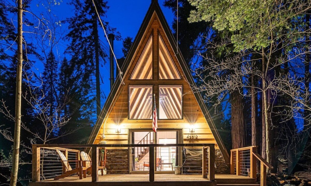 Sierra Cedars Cabin | Dogwood Peak ~ Mid-Century A-Frame with AC + Style