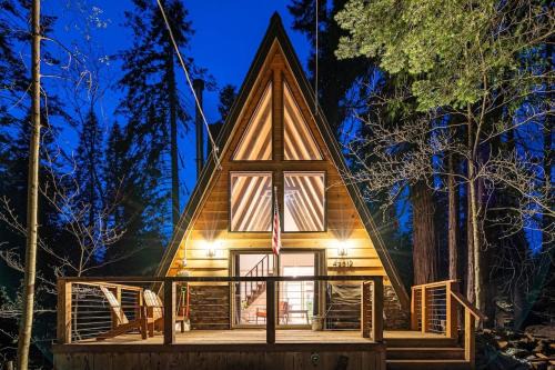 Sierra Cedars House | Dogwood Peak Mid-Century A-Frame with AC Style