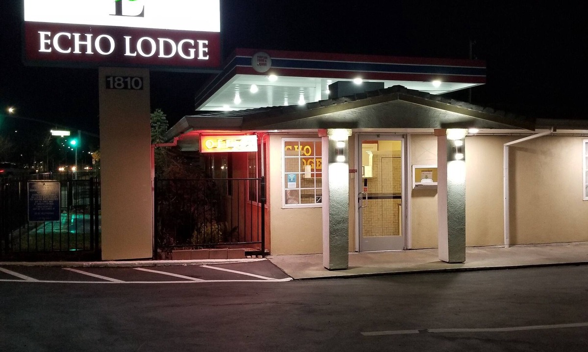 West Sacramento Hotel | Echo Lodge