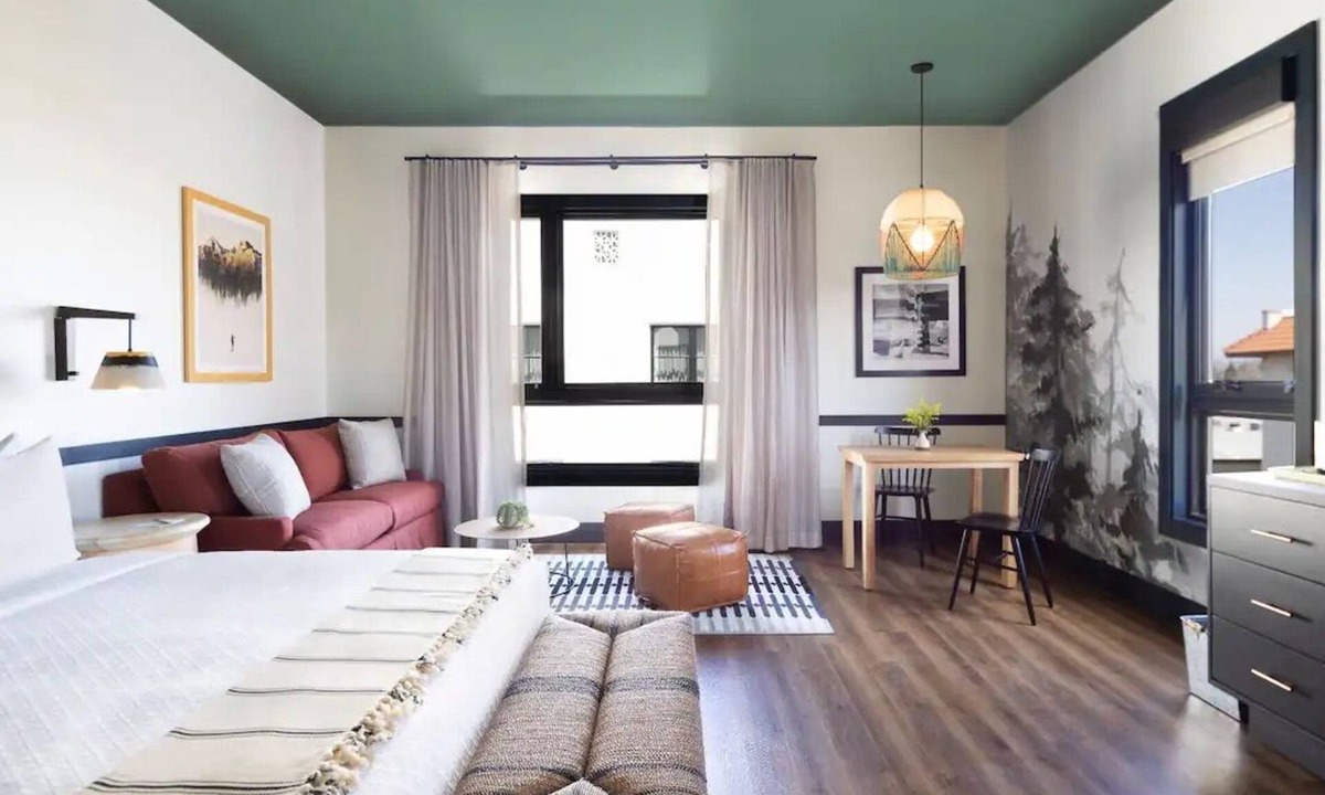 Merced Hotel | El Capitan Hotel, Junior Suite | 2 Units | Near UC Merced