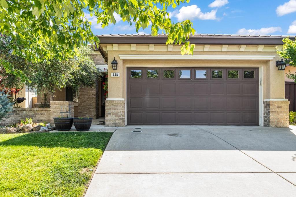 El Dorado Hills House | Empire Ranch/Folsom Lake Unique 3 BR & 2 BA