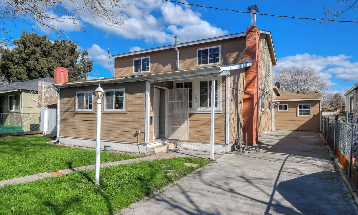 Oakland House | Enjoyable 6+bedroom house near Oakland Airport