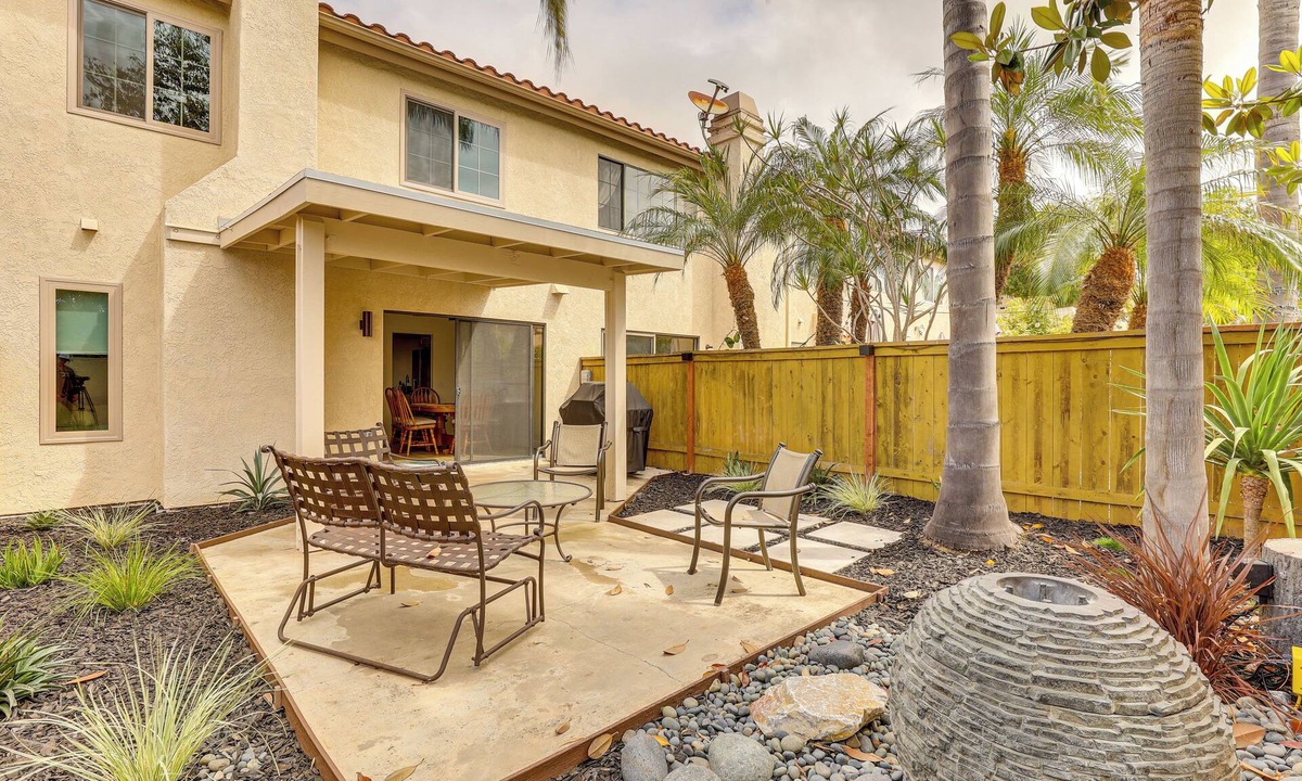 Spinnaker Hill House | Extended Stay Near Beach! Carlsbad Condo w/Pool