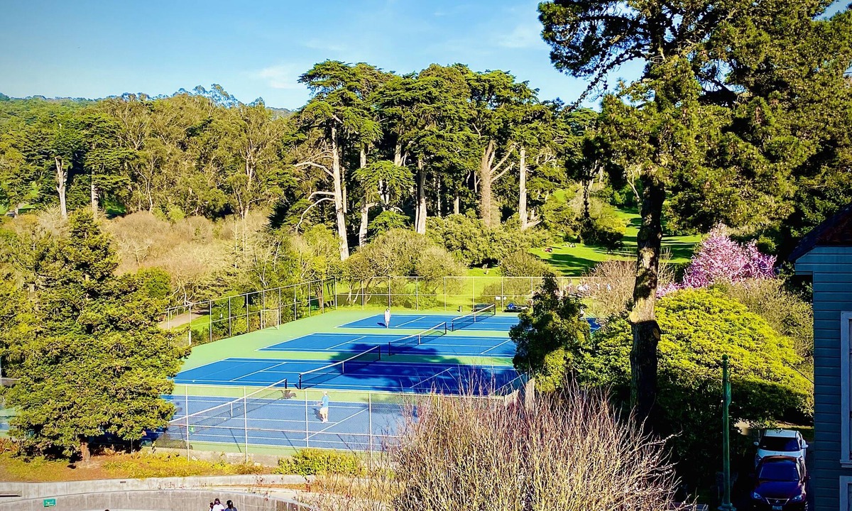 Richmond District House | Fabulous Location! Beautiful contemporary interior design. A Jewel!