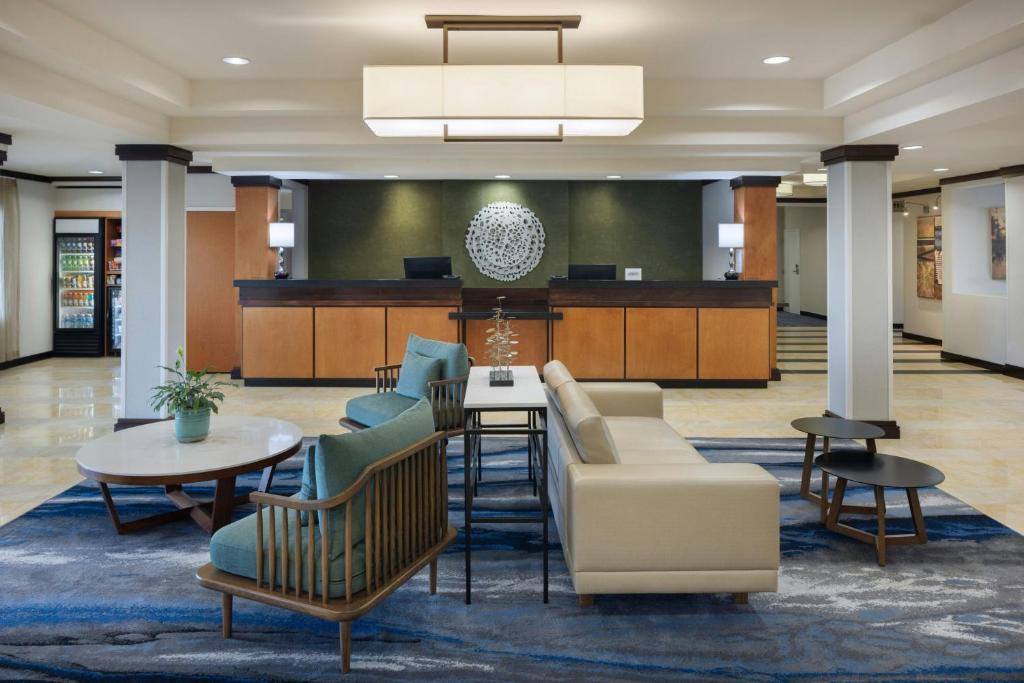 Turlock Hotel | Fairfield Inn and Suites Turlock