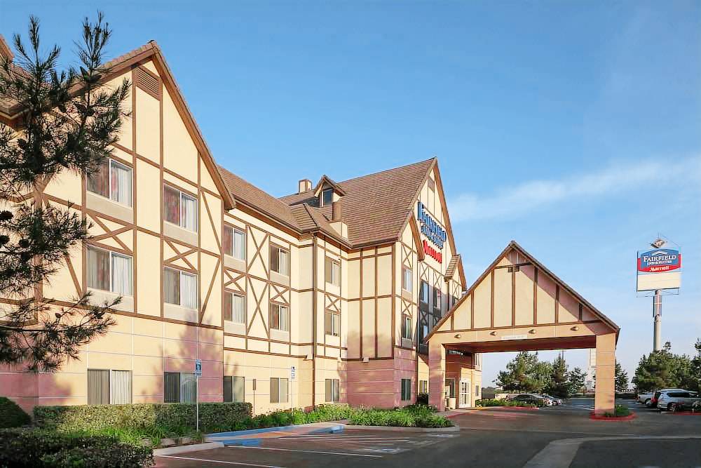 Kingsburg Hotel | Fairfield Inn & Suites by Marriott Selma Kingsburg