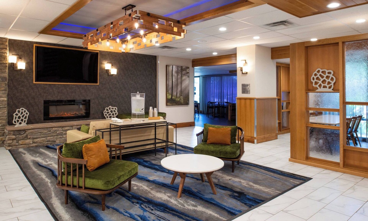 Bakersfield Hotel | Fairfield Inn & Suites by Marriott Bakersfield Central