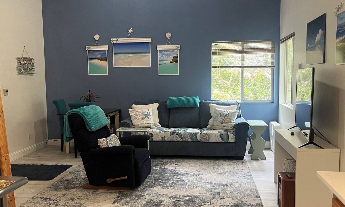 Pine Knolls Estates Cottage | Family & dog-friendly cottage packed with amenities and perks!