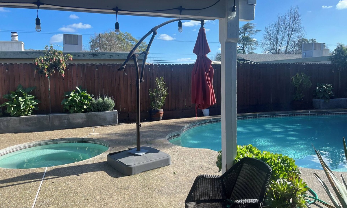 Ceres House | Family-Friendly Retreat with Large Pool near Modesto Perfect for relaxing.