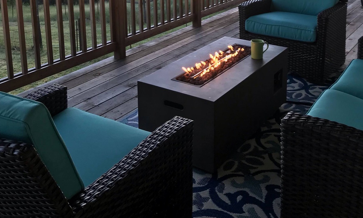 Valley Springs House | Family Friendly Country Home Covered Deck w/Views Games/Toys for All!