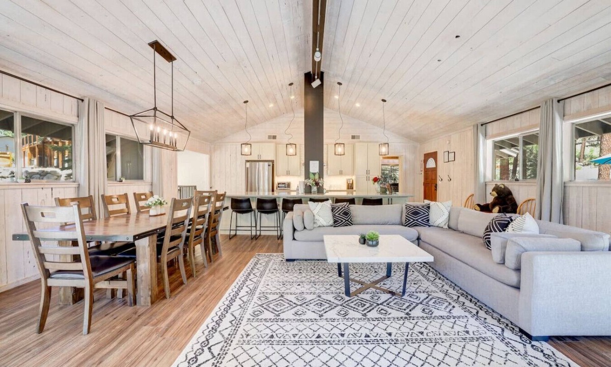 Tahoe Village House | Family Retreat | Master Suites-Hot Tub | Sleeps10