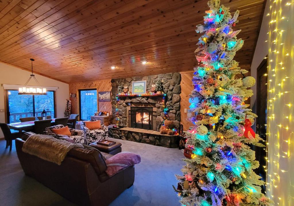 The Village House | Four Seasons Getaway-Private Hot Spa with Pine Tree Views-Walk to Village and Pineknot Trailhead-Plus King Bed!