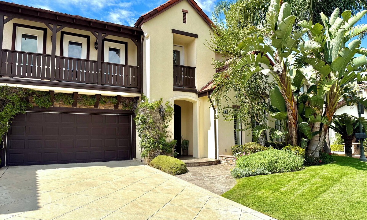 Turtle Ridge House | Gated community Ocean View home on Cul De Sac! Watch Disneyland fireworks!