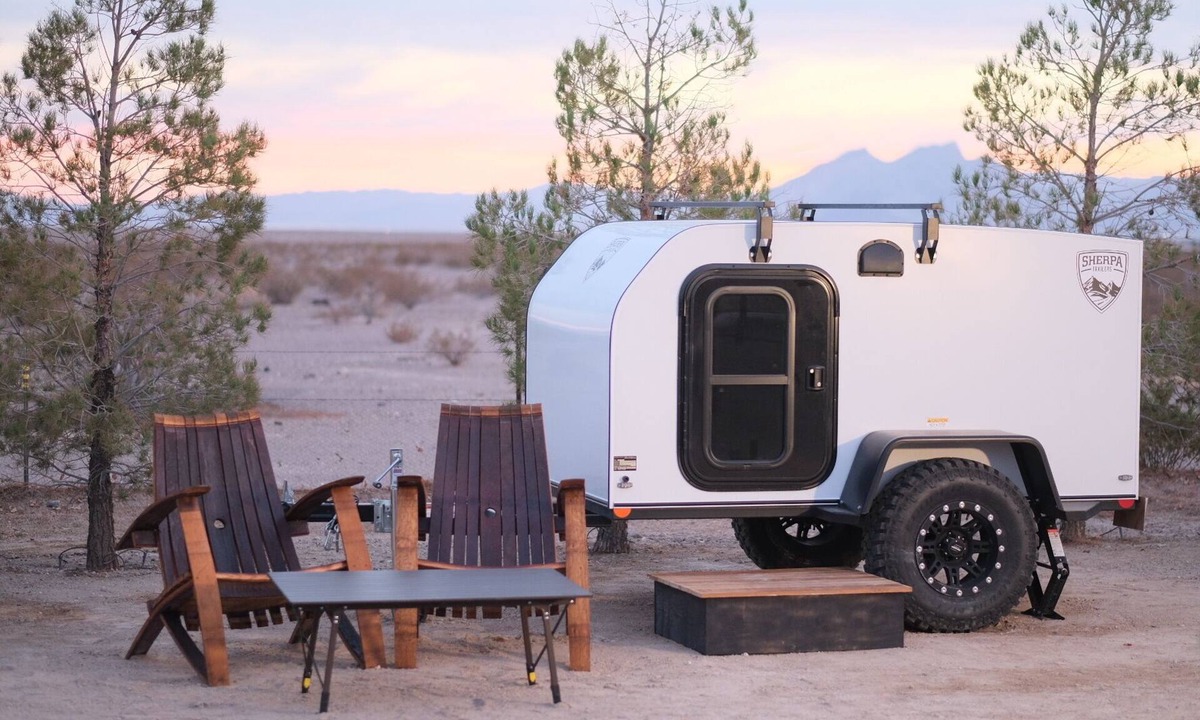 Amargosa Valley House | Glamping outside of Death Valley National Park