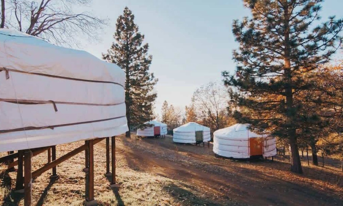 Dunlap House | Glamping yurt at nature retreat in Sequoia NForest