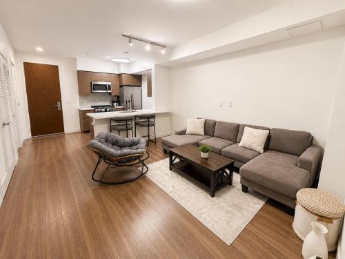 Downtown Apartment | Glendale Luxe Stays - Downtown