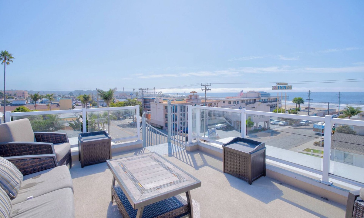 Downtown House | Gorgeous Ocean Views with Private Rooftop Deck!