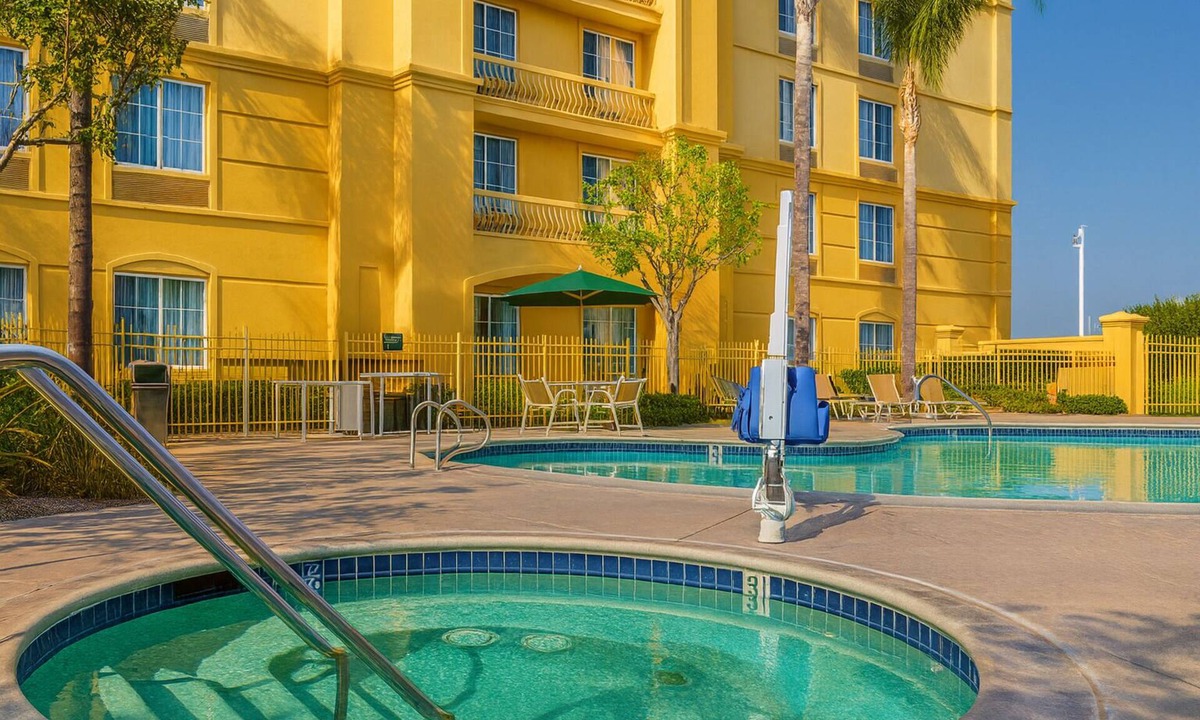 Guasti Hotel | Great Relaxing Overnight Stay! 3 Spacious Units! Near Ontario Town Square