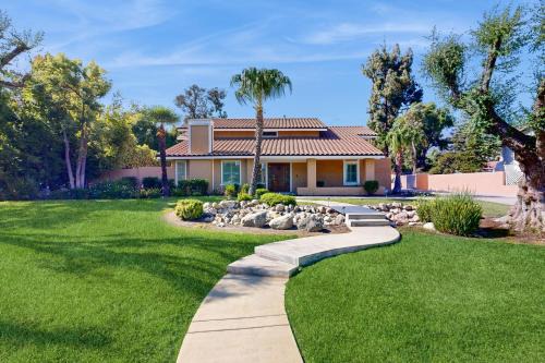 Rancho Cucamonga House | Grill, Large Pool, Plush Patio Furniture, Umbrella