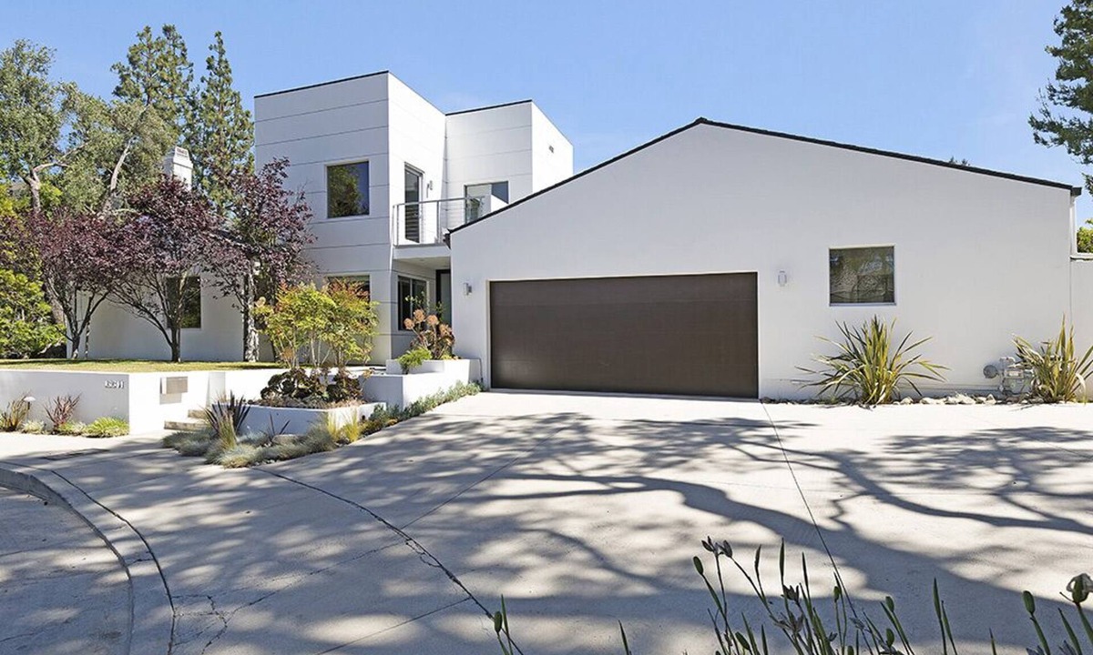 Bel Air House | Guard Gated cul-de-sac Villa in Bel Air Park