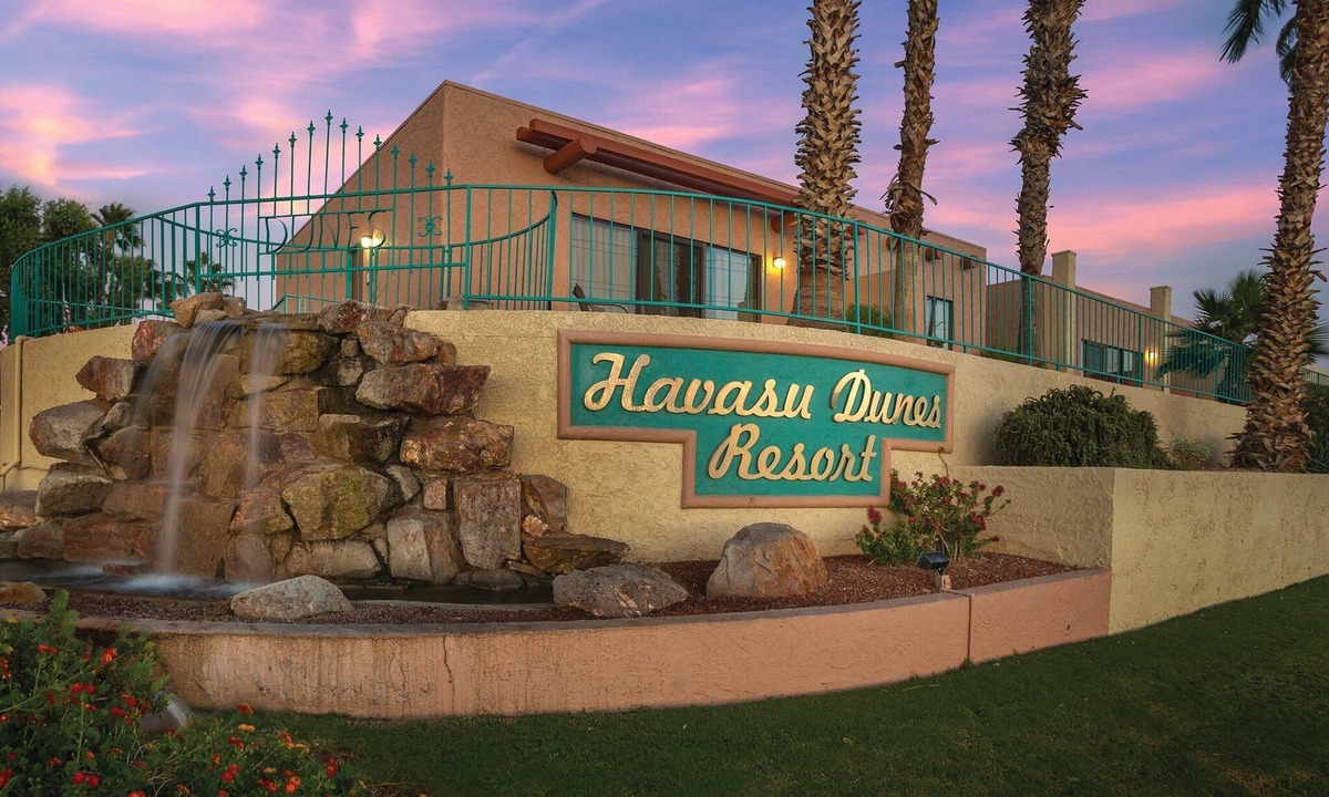 Lake Havasu City House | Havasu Dunes Resort - Unforgettable Fun and Convenience at Lake Havasu!