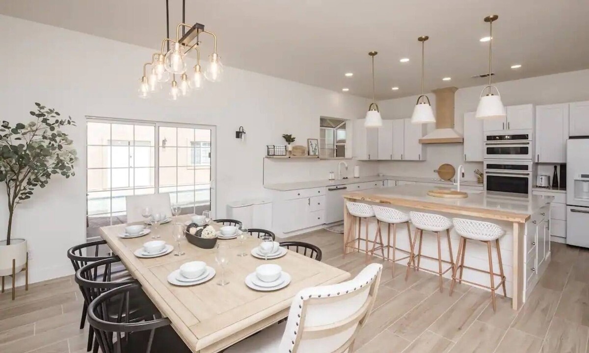 Lake Havasu City House | Heated Pool ~ Sleeps 20 ~ HUGE Family Resort Oasis