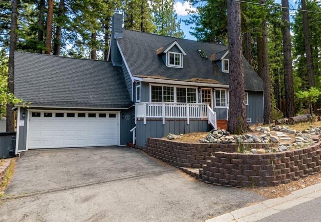 Montgomery Estates Ski Chalet | Heavenly Retreat w Hot Tub - Firepit - Arcade