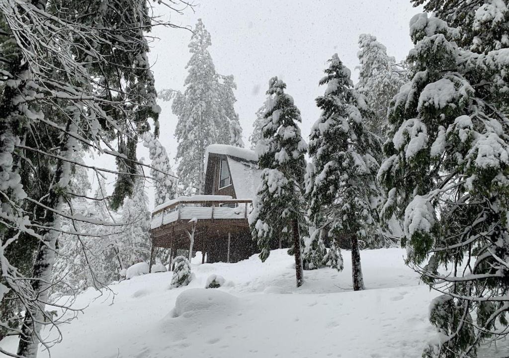 Arnold Ski Chalet | Heckman's Peak/You Deserve some Sierra Snow in Blue Lake Springs!