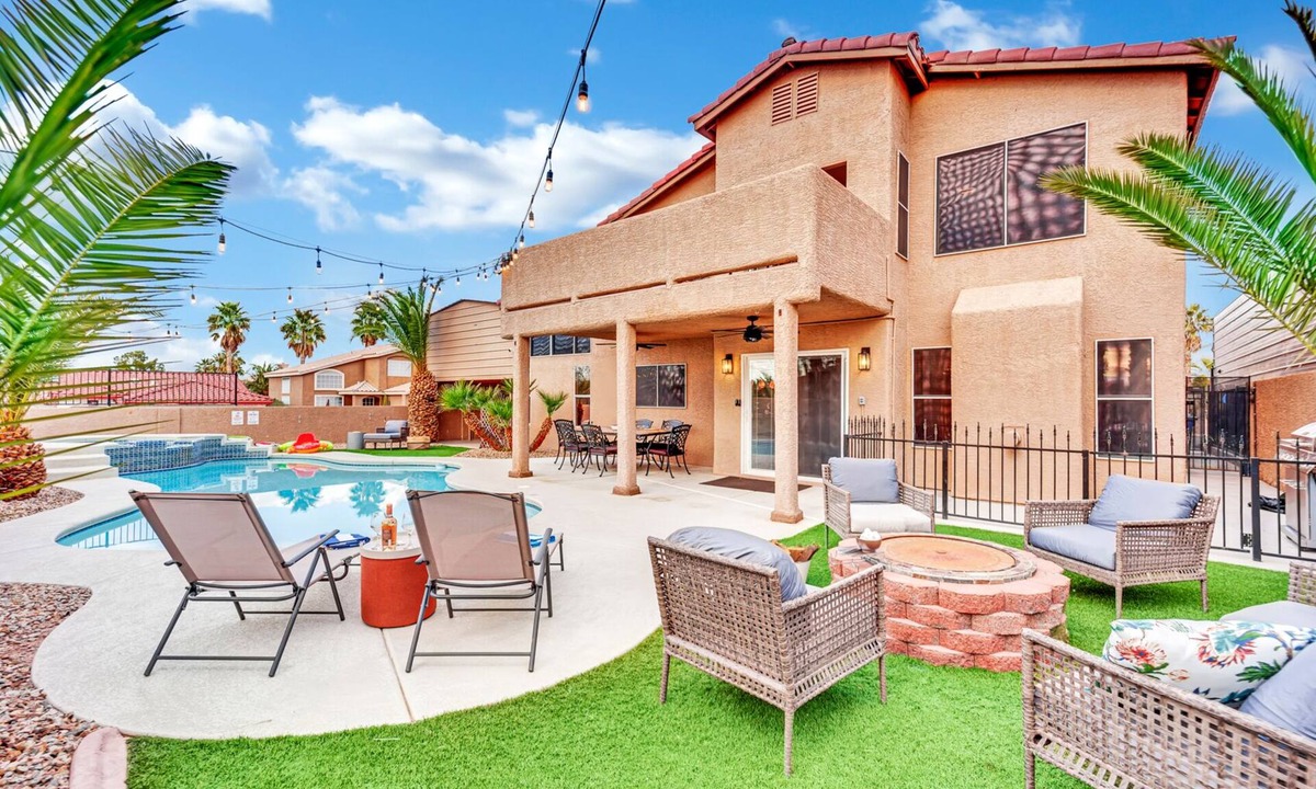 Foothills House | Heritage Haven Villa