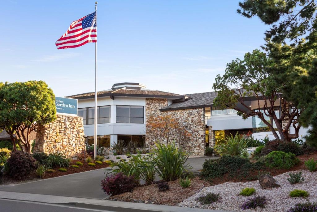 Monterey Hotel | Hilton Garden Inn Monterey