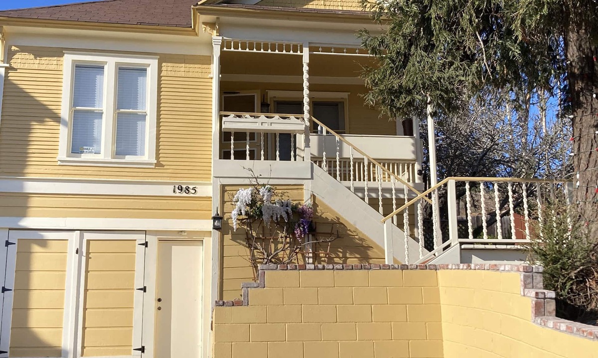 Cambria House | Historic Gem