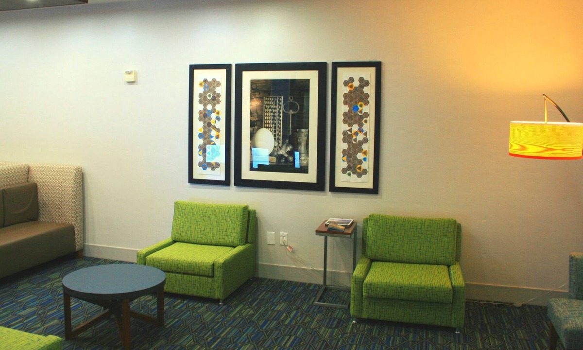 Marina Hotel | Holiday Inn Express Hotel & Suites Marina - State Beach Area, an IHG Hotel