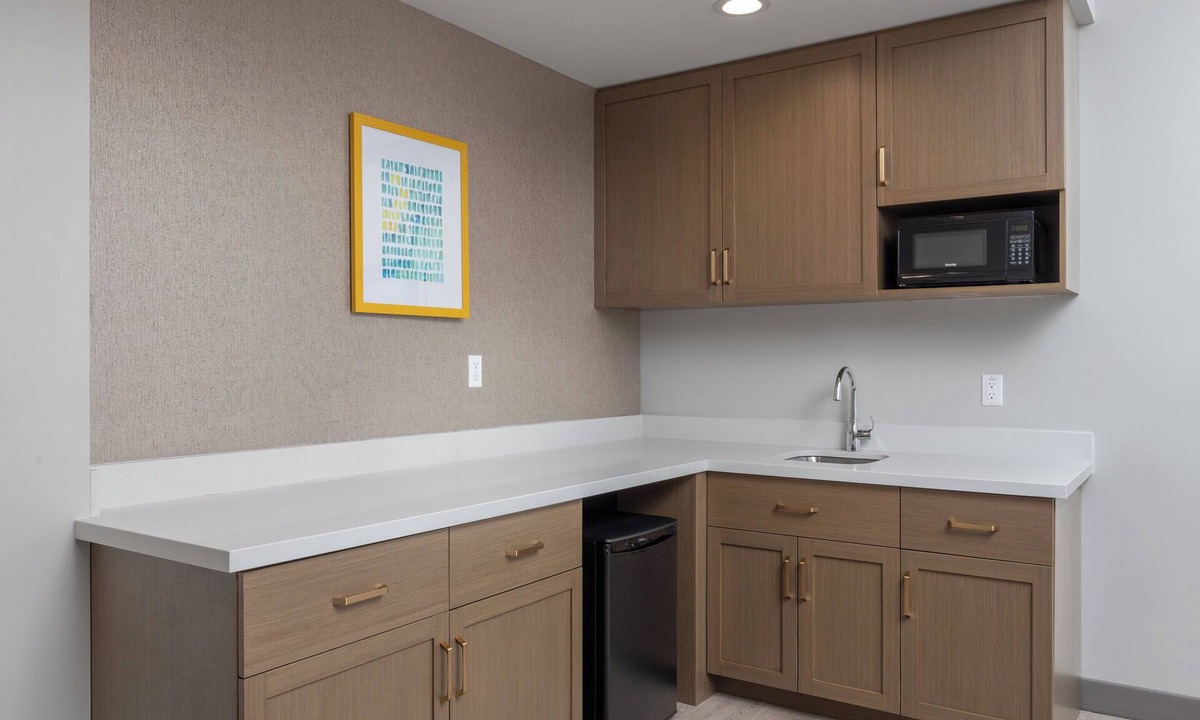 Monterey Park Hotel | Holiday Inn & Suites Monterey Park Los Angeles by IHG