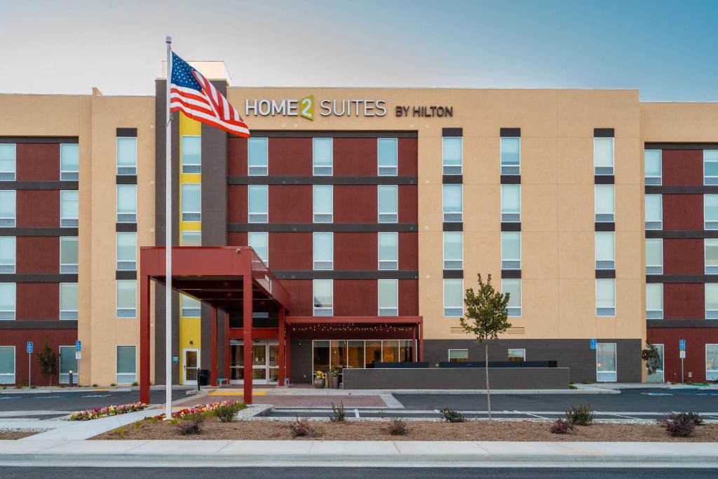 Greenacres Hotel | Home2 Suites Bakersfield