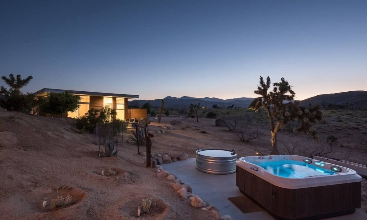Pioneertown House | Homestead Modern No1 Pioneertown Icon, Cowboy Pool