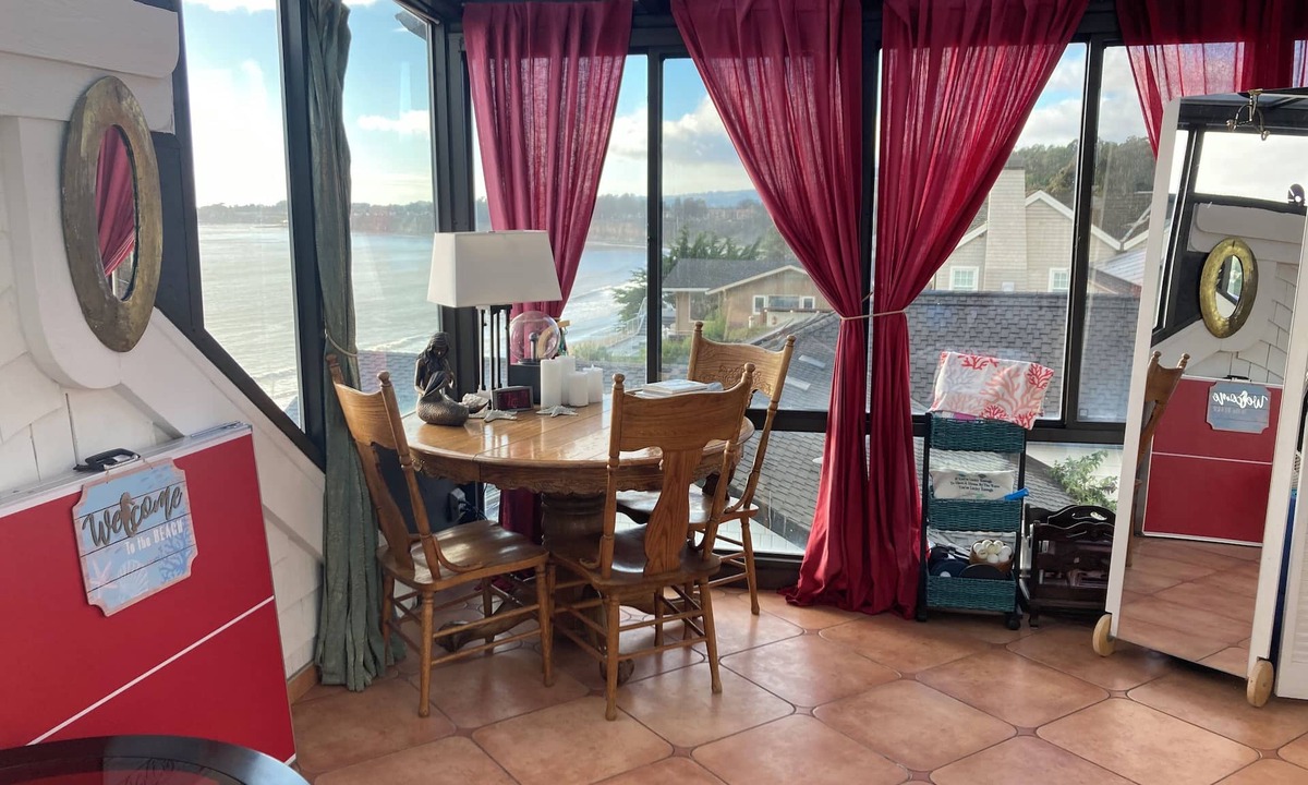 Aptos Resort | Hot tub, Panoramic Ocean Views above 100' cliff! No overnight stays Day use only