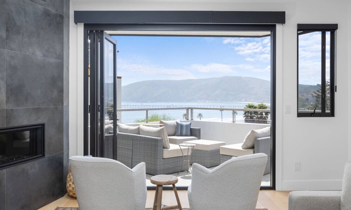 Avila Beach House | Hummingbird House — Private Rooftop Terrace, Panoramic Ocean & Pier Views, 2BR/2BA Luxury Home · Steps to Avila Beach · Fireplace · Gourmet Kitchen · Beach Gear & Bikes Included · Sleeps 5 · Managed by Solmaré Stays