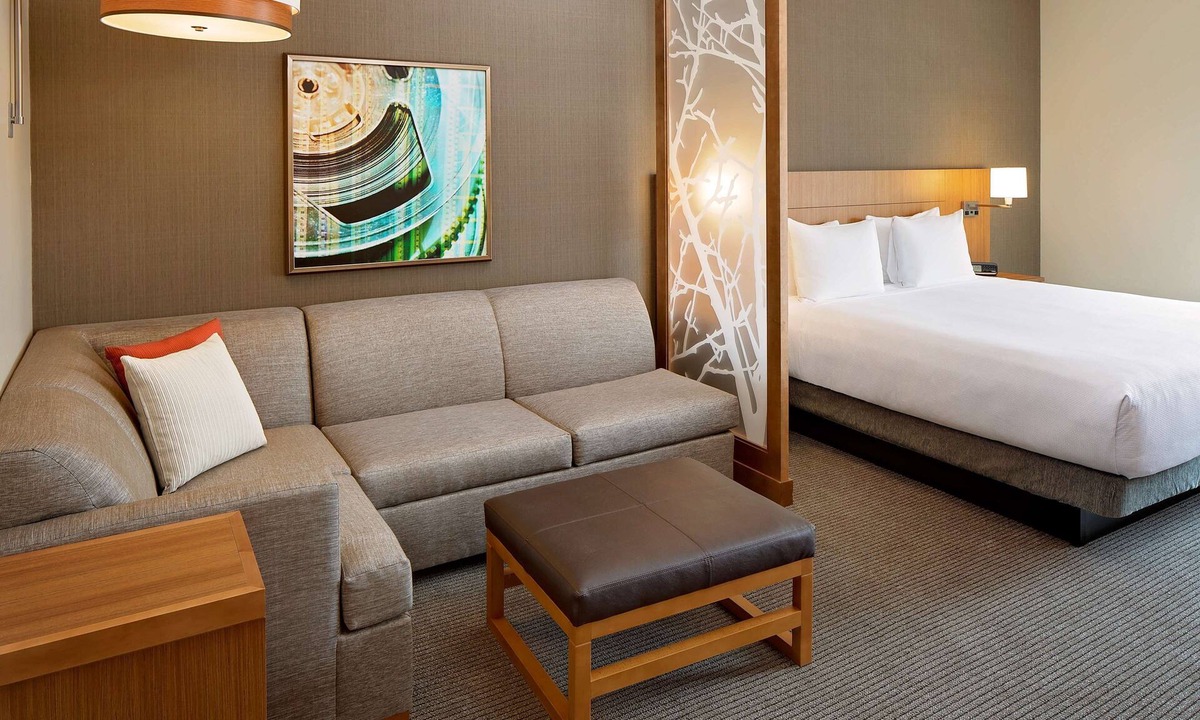 Downtown Hotel | Hyatt Place Glendale/Los Angeles