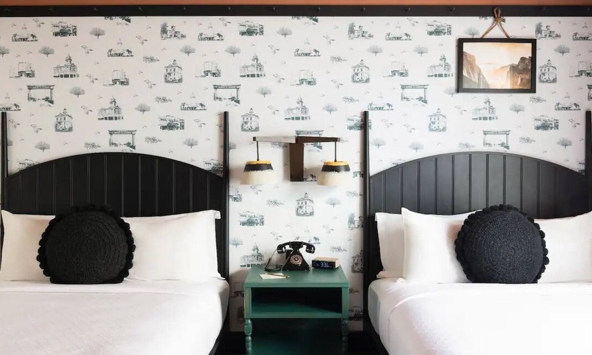 Merced Hotel | Immerse in History - Comfortable Main Street | 3 Units | Near Lake Yosemite