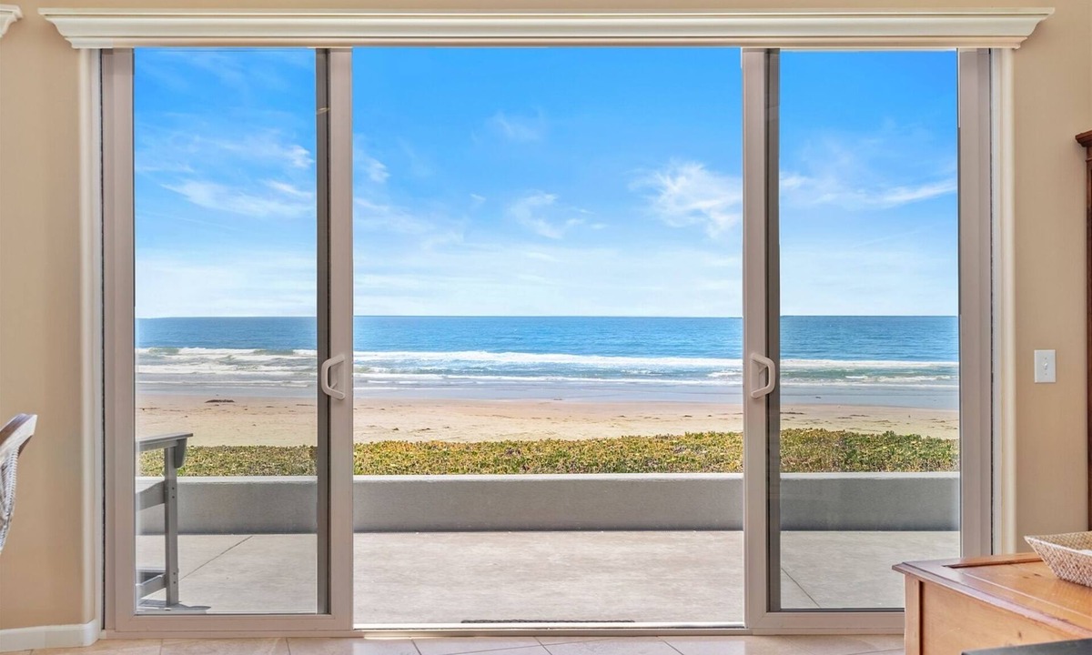 Morro Bay House | Impeccable Toro Lane Beachfront Home!