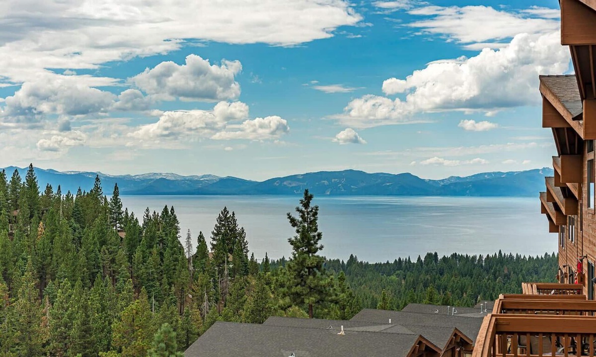 Incline Village Condo | Incredible Lake Tahoe Views, 2 Master Suites, 2.5 Bathrooms, and a Loft, High Speed Internet