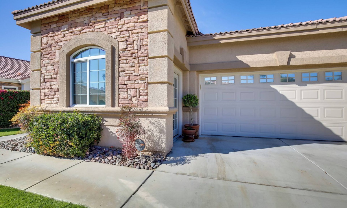 Indio Villa | Indio Casita: 2 Mi to Coachella & Stage Coach!