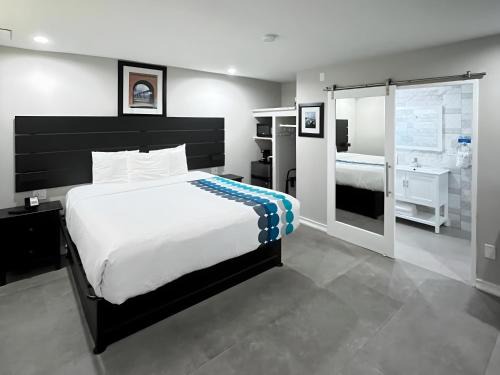 Munras Avenue Hotel | Inn By the Bay Monterey