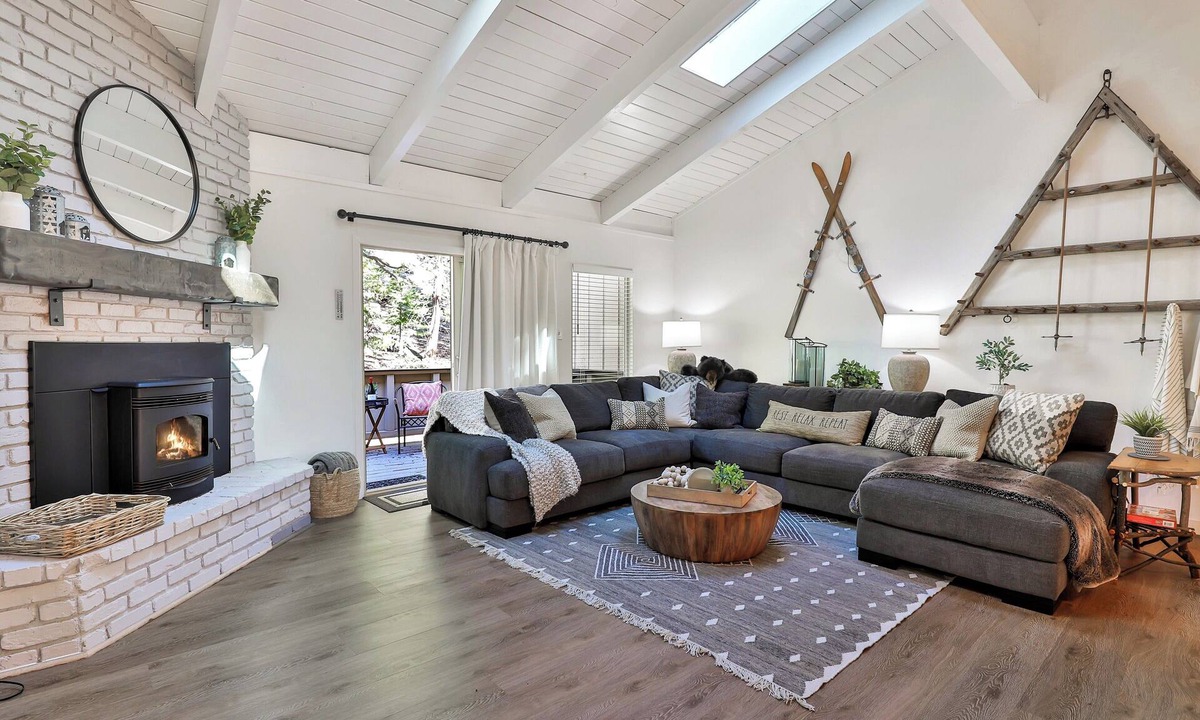 Incline Village House | Inviting 3-bedroom/2.5 bath townhome in beautiful Incline Village