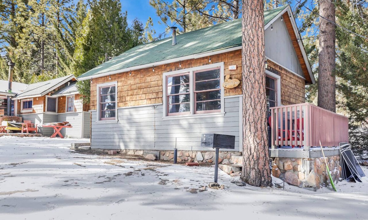 Big Bear Lake Cabin | Juniper Lakeside Couples Retreat at Big Bear Lake