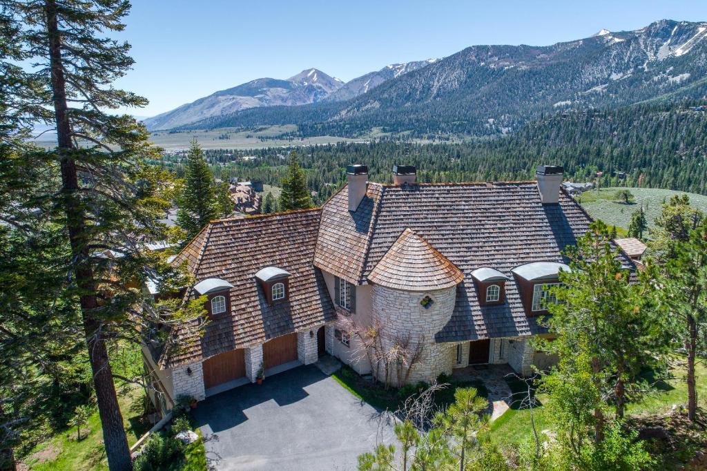Mammoth Lakes House | Juniper Ridge #16 home